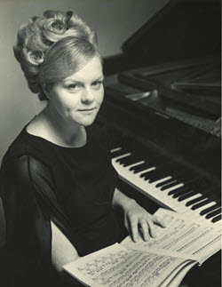 Photograph of Joanna Hodges