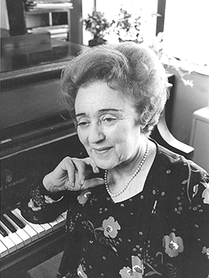 Photograph of Nadia Reisenberg