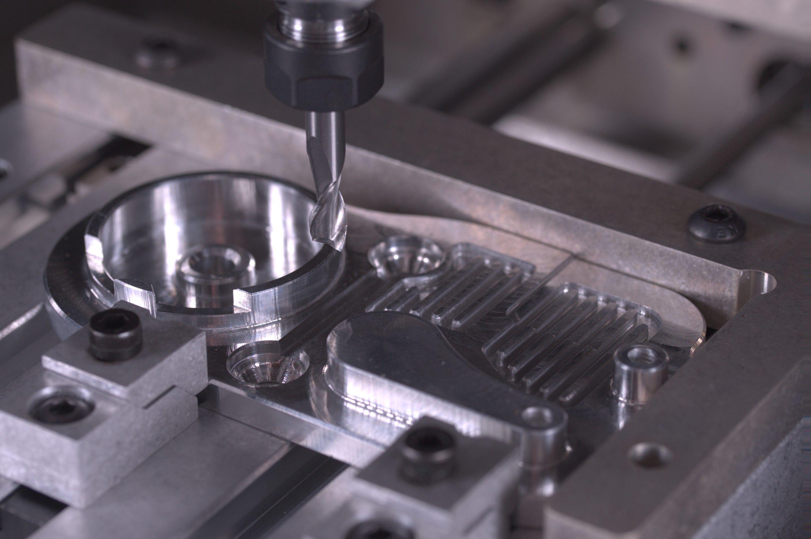 Desktop milling machine