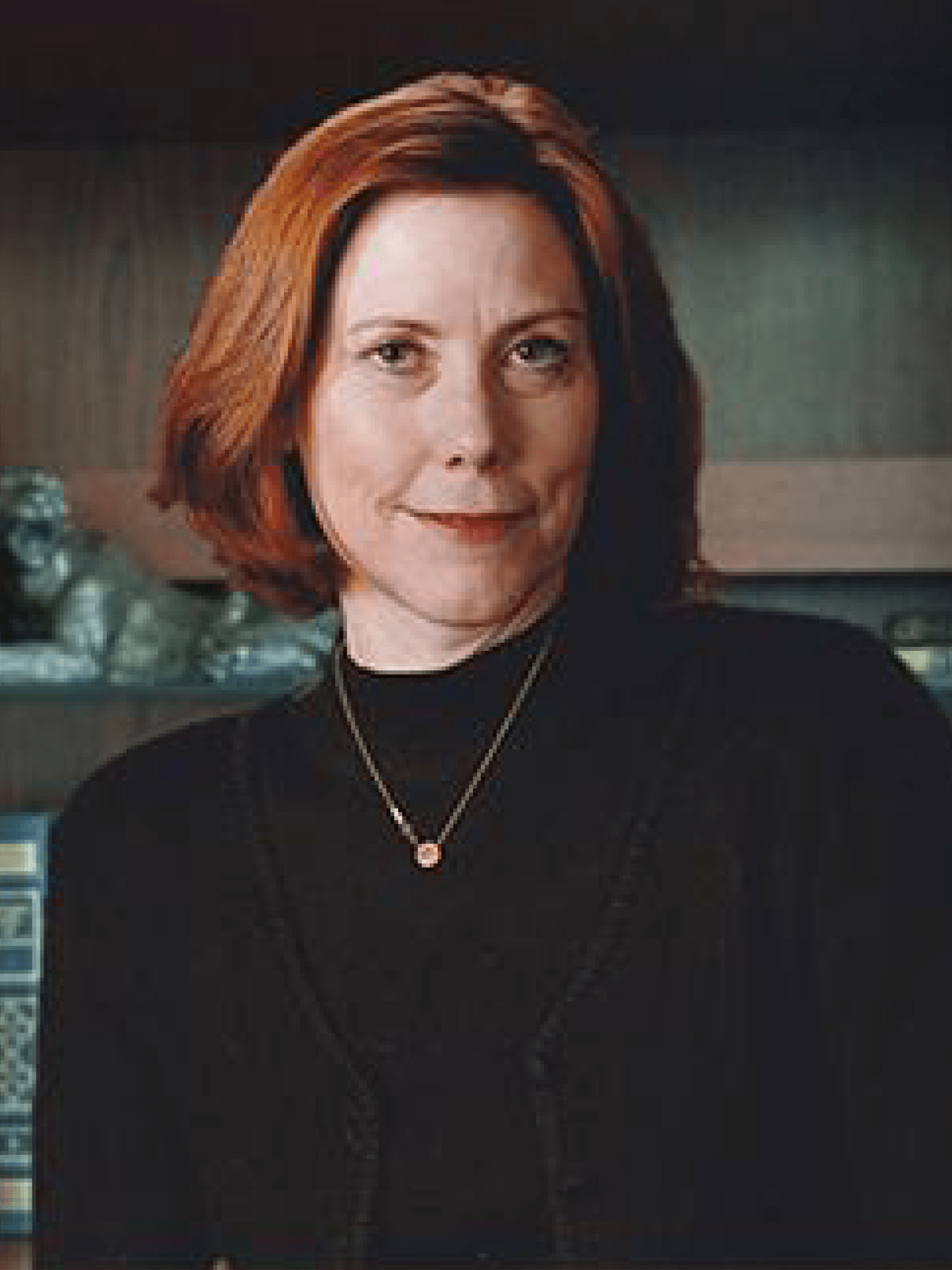 Carlen Ruschoff headshot.